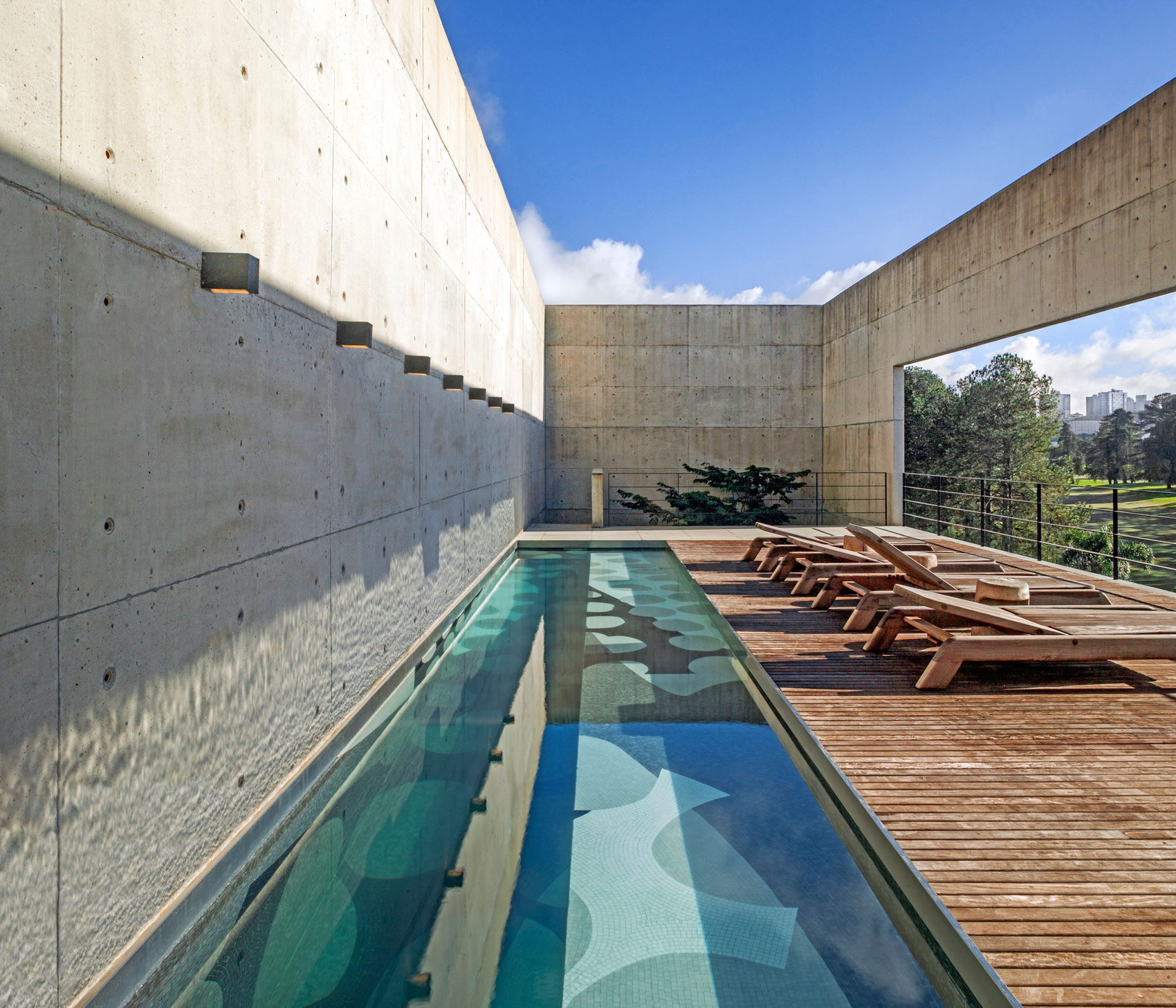 A Spacious and Stylish Contemporary Home for a Couple and Two Girls in Curitiba by Marcos Bertoldi Arquitetos (5)