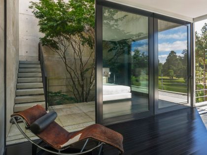 A Spacious and Stylish Contemporary Home for a Couple and Two Girls in Curitiba by Marcos Bertoldi Arquitetos (8)