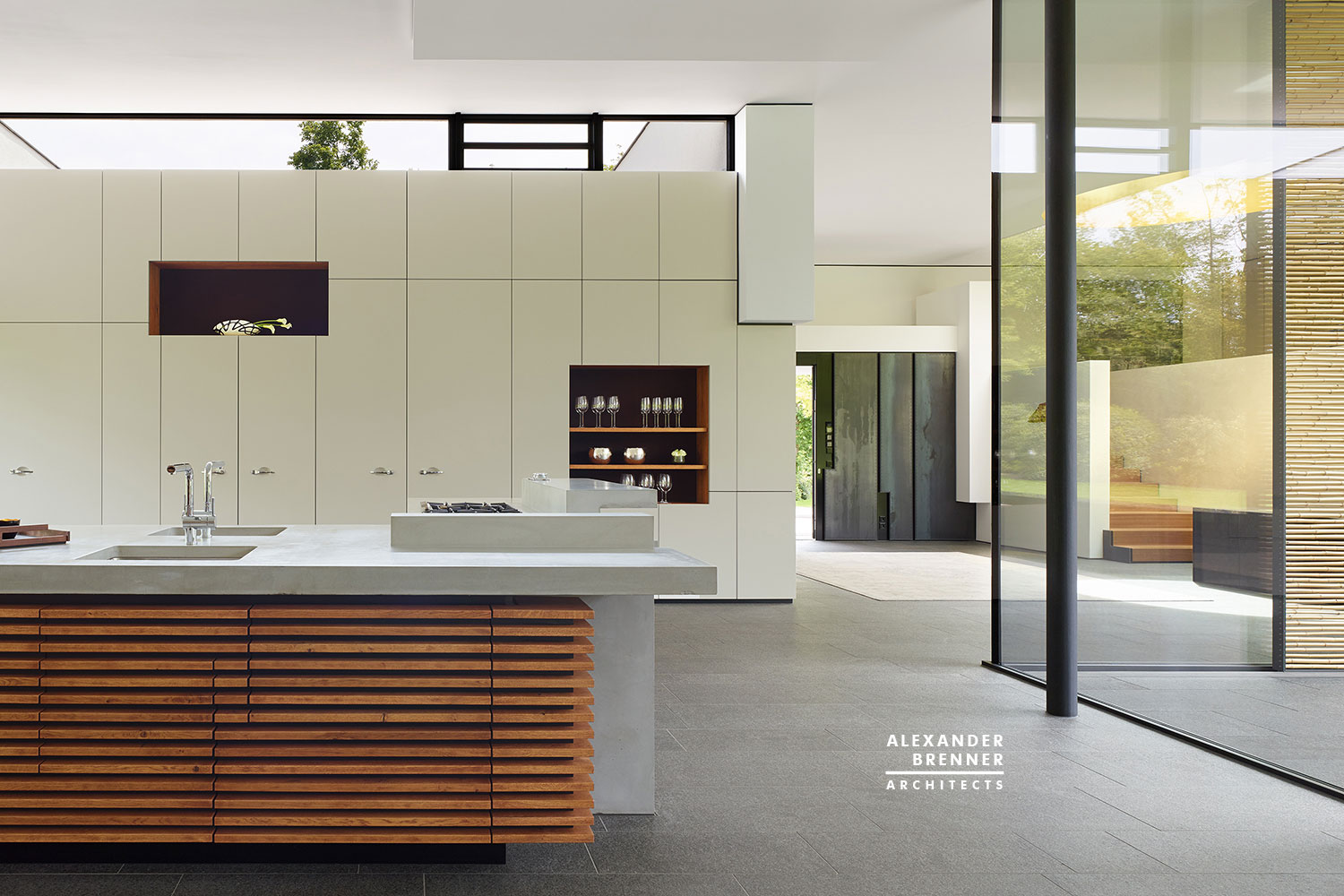 A Spacious and Timeless Home Full of Contemporary Elegance in Essen by Alexander Brenner Architects (9)