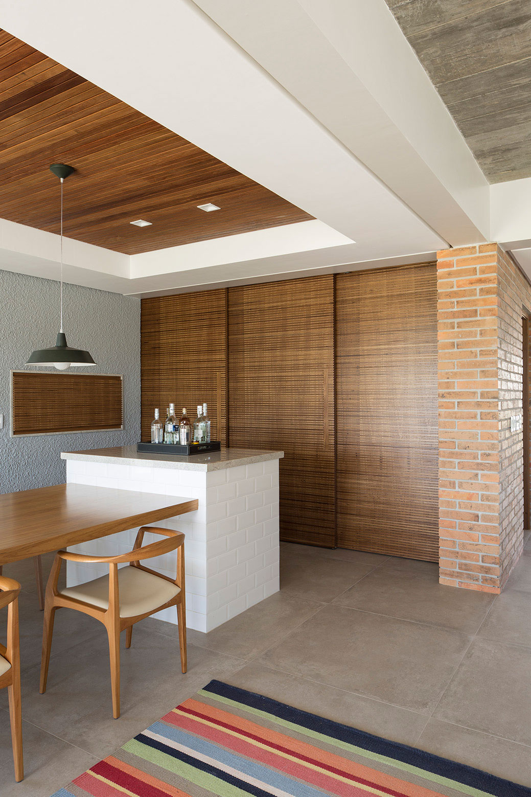 A Spacious and Warm Contemporary Home for a Young Family with Two Children in Xangri-lá, Brazil by Seferin Arquitetura (20)