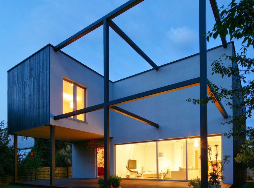 A Spacious and Warm House with High Ceilings and Plenty of Natural Light in Wroclaw, Poland by KameleonLab (15)