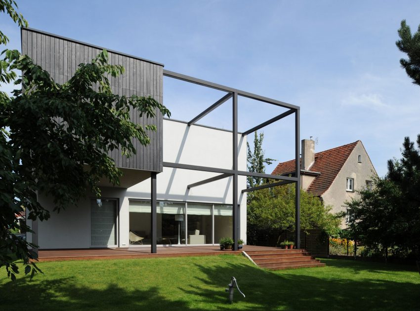 A Spacious and Warm House with High Ceilings and Plenty of Natural Light in Wroclaw, Poland by KameleonLab (6)