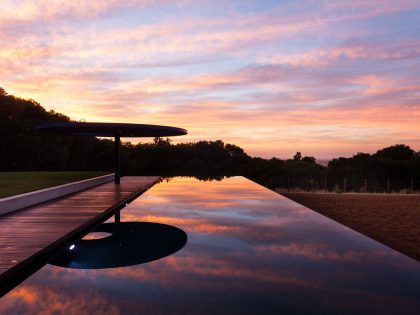 A Spectacular Contemporary Home with an Infinity Pool in Portola Valley by Swatt | Miers Architects (22)