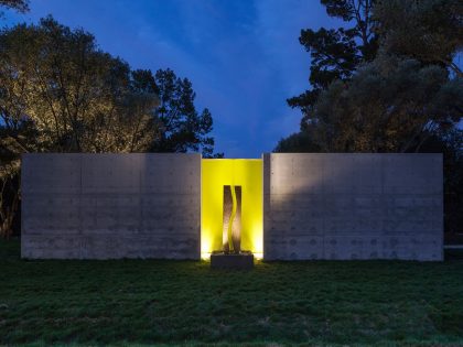 A Spectacular Contemporary Home with an Infinity Pool in Portola Valley by Swatt | Miers Architects (23)