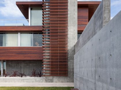 A Spectacular Contemporary Home with an Infinity Pool in Portola Valley by Swatt | Miers Architects (6)