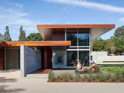 A Spectacular Contemporary Home with an Infinity Pool in Portola Valley by Swatt | Miers Architects (9)