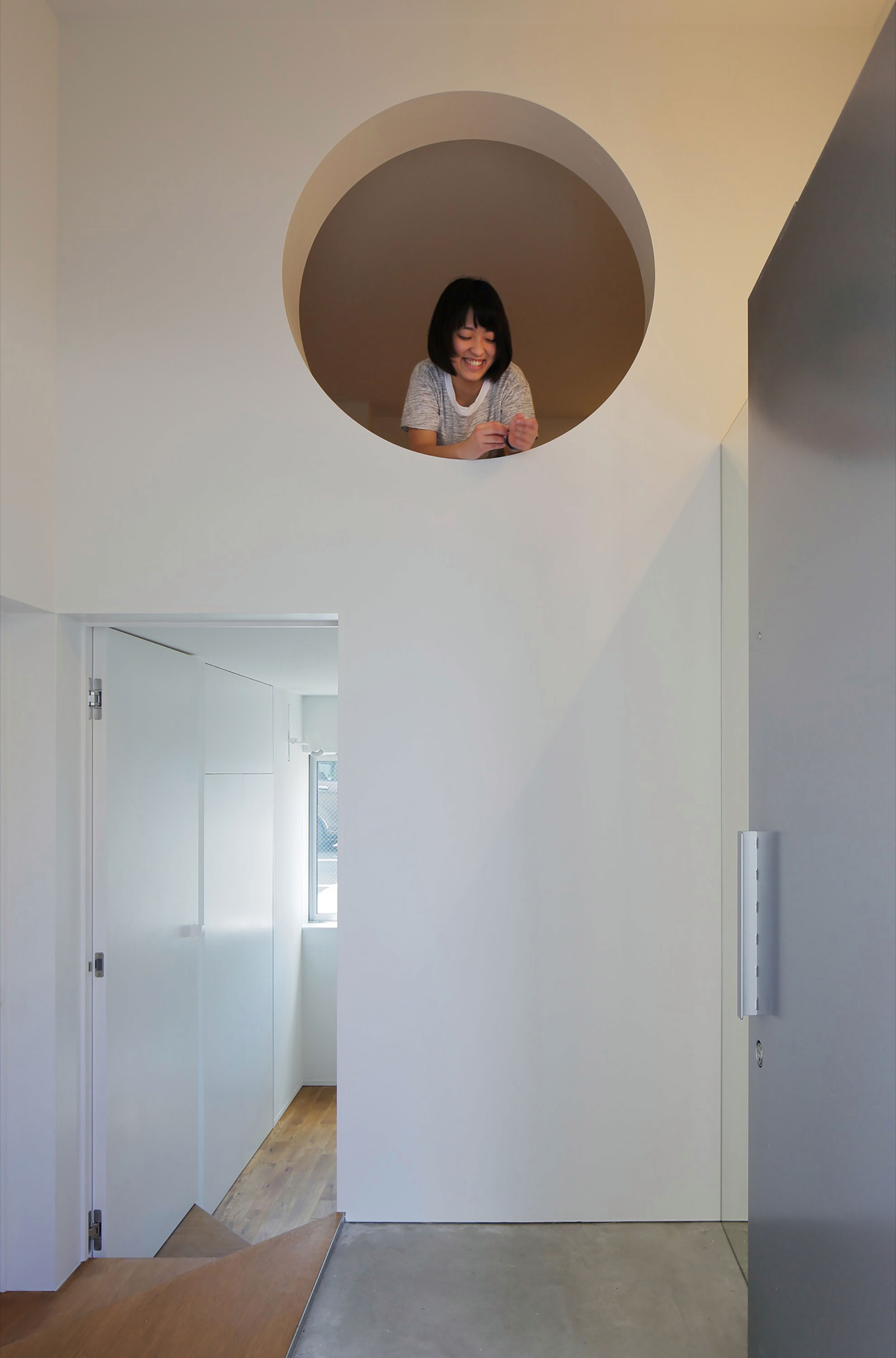 A Striking Little House with a Big Terrace in Tokyo, Japan by Takuro Yamamoto (12)