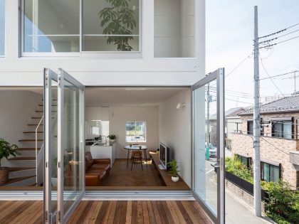 A Striking Little House with a Big Terrace in Tokyo, Japan by Takuro Yamamoto (5)