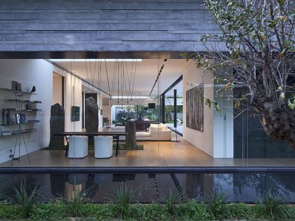 A Striking Modern Home Composed of Concrete and Glass Structure in Tel Aviv by Pitsou Kedem Architects (8)