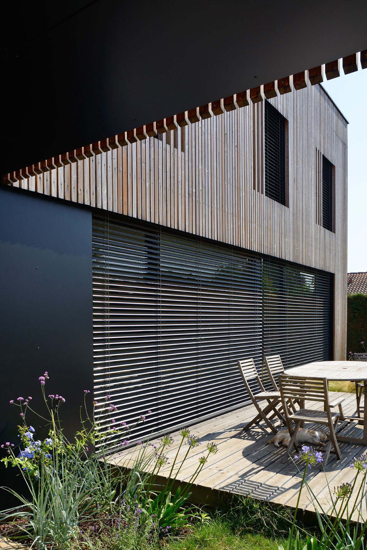 A Stunning Bioclimatic House with Prefabricated Modular System and Thick Walls in Lyon, France by Tectoniques Architects (2)