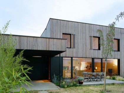 A Stunning Bioclimatic House with Prefabricated Modular System and Thick Walls in Lyon, France by Tectoniques Architects (6)