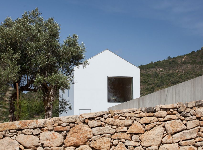 A Stunning Concrete Home Surrounded by Fields and Vegetation in Fonte Boa by João Mendes Ribeiro (2)