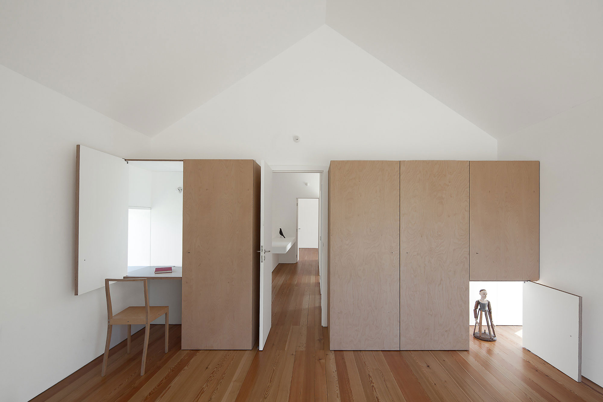A Stunning Concrete Home Surrounded by Fields and Vegetation in Fonte Boa by João Mendes Ribeiro (28)