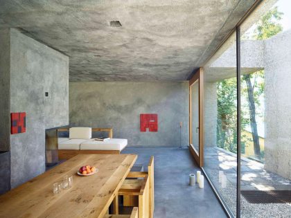 A Stunning Concrete House for a Family of Three Persons on the Lake Maggiore by Wespi de Meuron Romeo Architects (13)