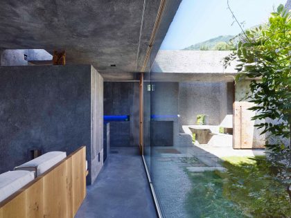 A Stunning Concrete House for a Family of Three Persons on the Lake Maggiore by Wespi de Meuron Romeo Architects (9)