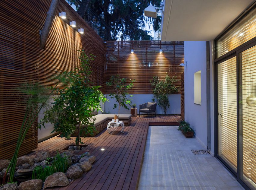 A Stunning Contemporary Apartment Nestled in Lush Vegetation of Tel Aviv by BLV Design/Architecture (16)