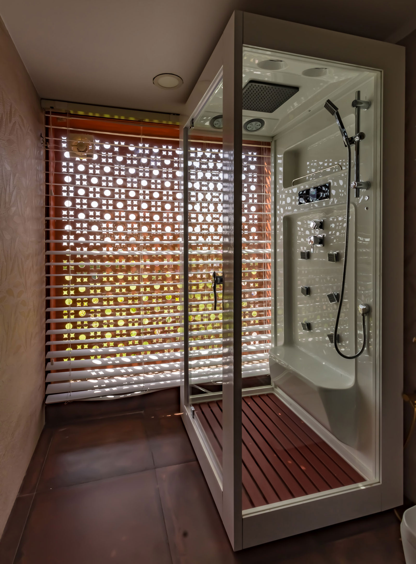 A Stunning Contemporary Home Overlooks Lush Green Landscape in Mehsana, India by Ramesh Patel & Associates (15)