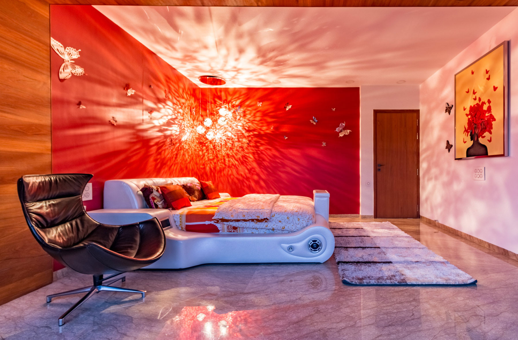 A Stunning Contemporary Home Overlooks Lush Green Landscape in Mehsana, India by Ramesh Patel & Associates (18)