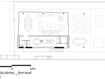A Stunning Contemporary Home with Private Swimming Pool in São Sebastião by Studio MK27 & Eduardo Chalabi (32)