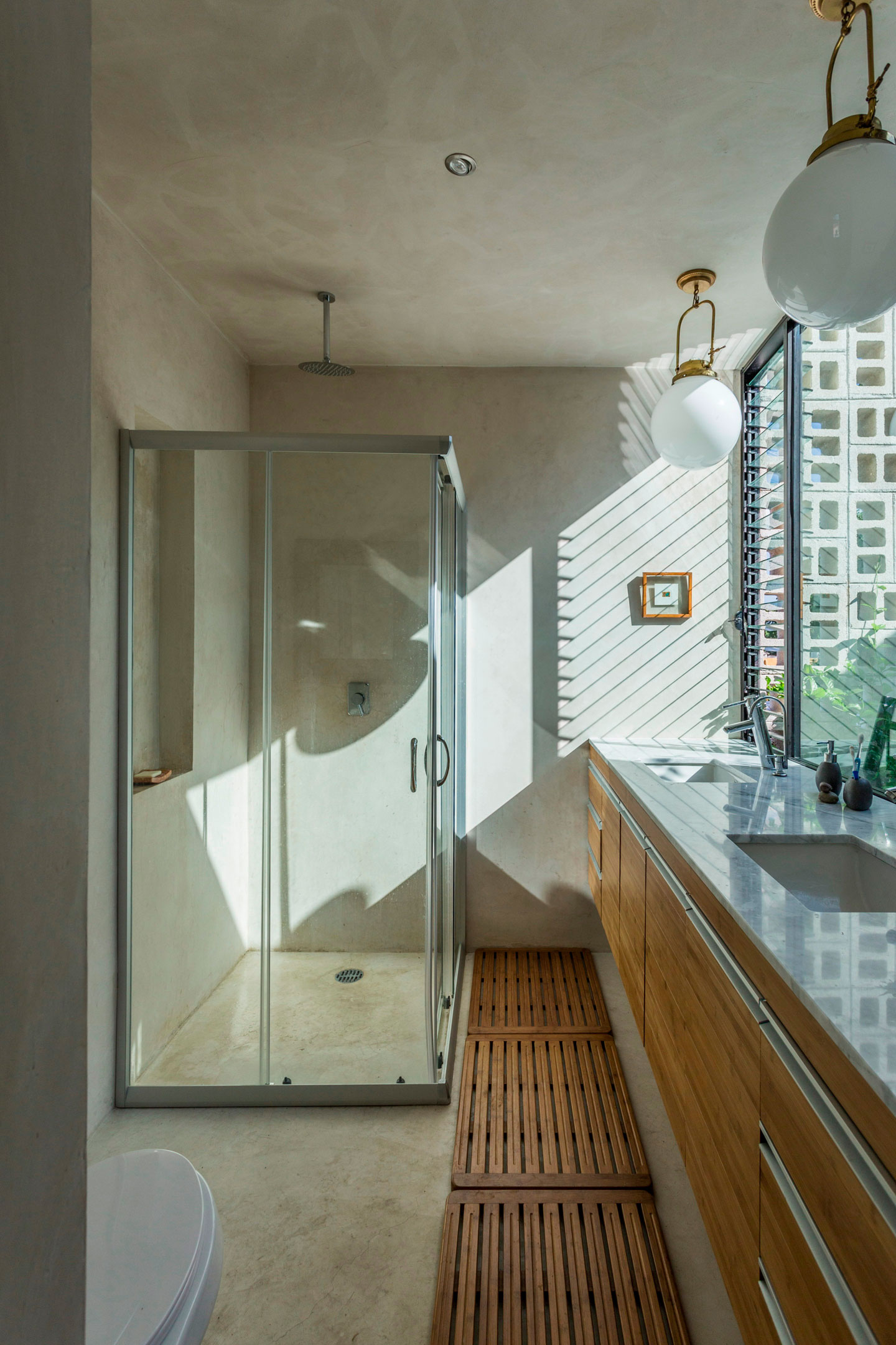 A Stunning Contemporary Home with Raw Materials in Mérida, México by Taller Estilo Arquitectura (10)