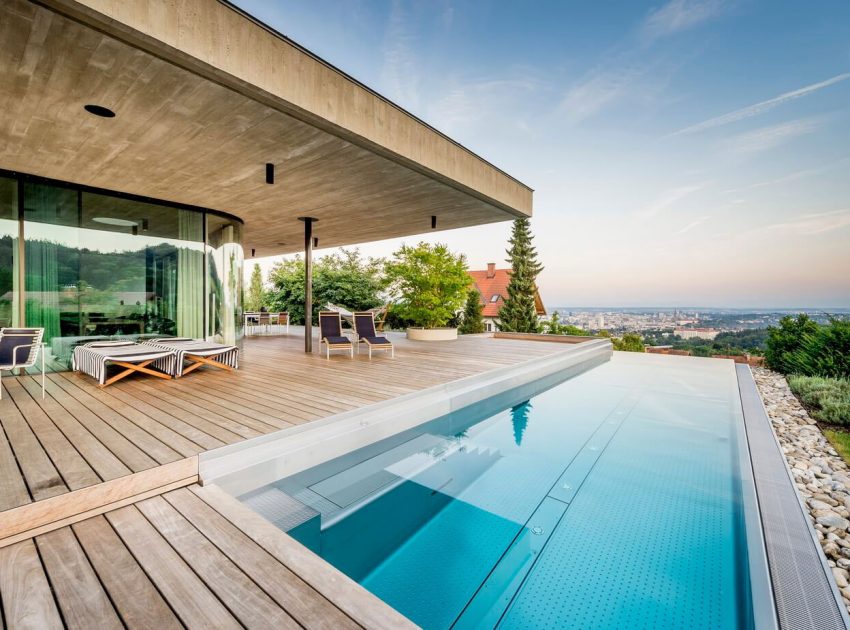 A Stunning Contemporary Home with Spectacular Views in Linz, Austria by Caramel Architekten (1)