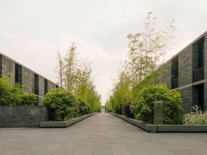 A Stunning Floating House Surrounded by a Water Garden in Hangzhou, China by David Chipperfield Architects (2)