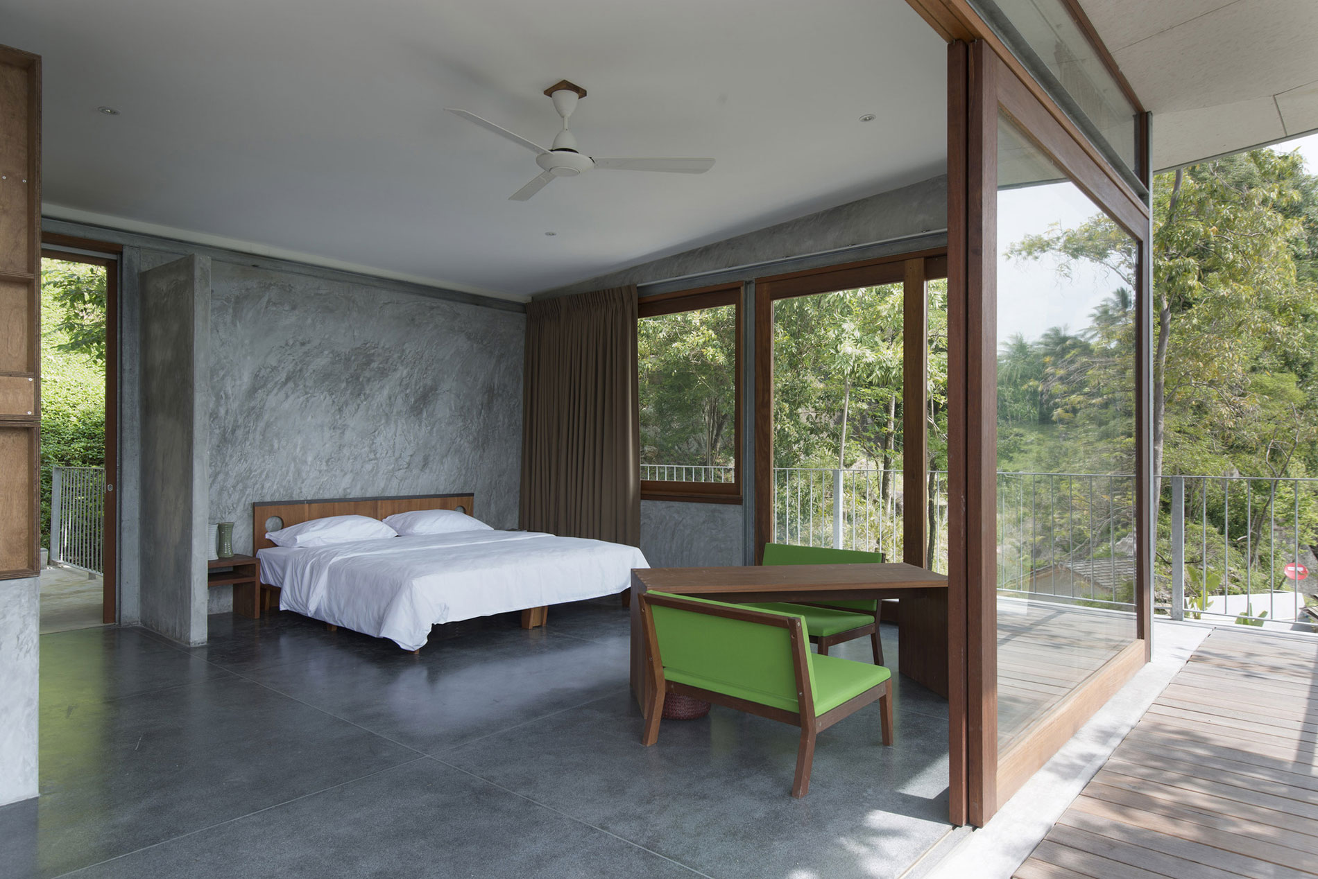 A Stunning House Built with Concrete, Wood, Steel and Glass Structure in Ko Samui, Thailand by Marc Gerritsen (12)