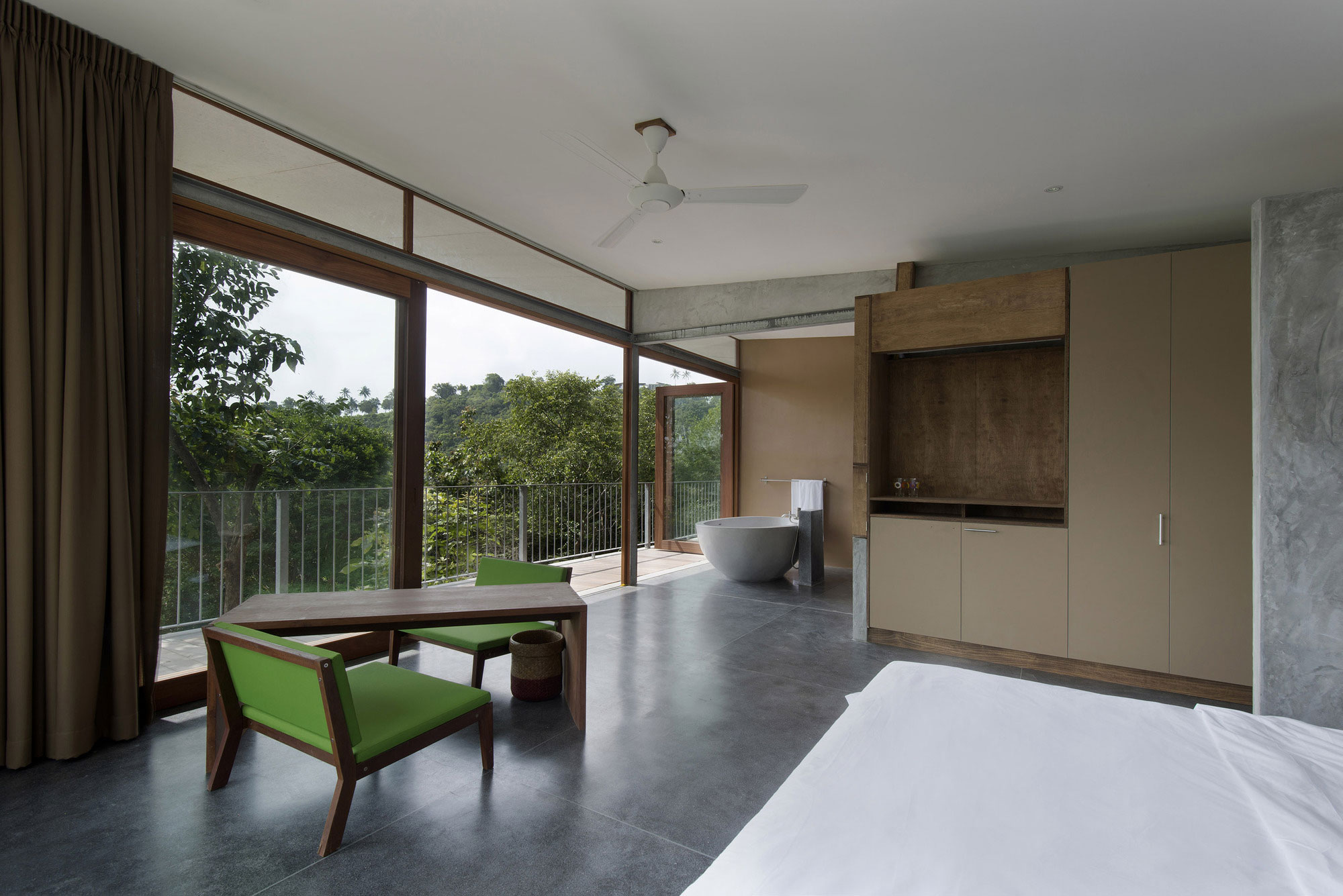 A Stunning House Built with Concrete, Wood, Steel and Glass Structure in Ko Samui, Thailand by Marc Gerritsen (13)