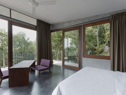 A Stunning House Built with Concrete, Wood, Steel and Glass Structure in Ko Samui, Thailand by Marc Gerritsen (14)