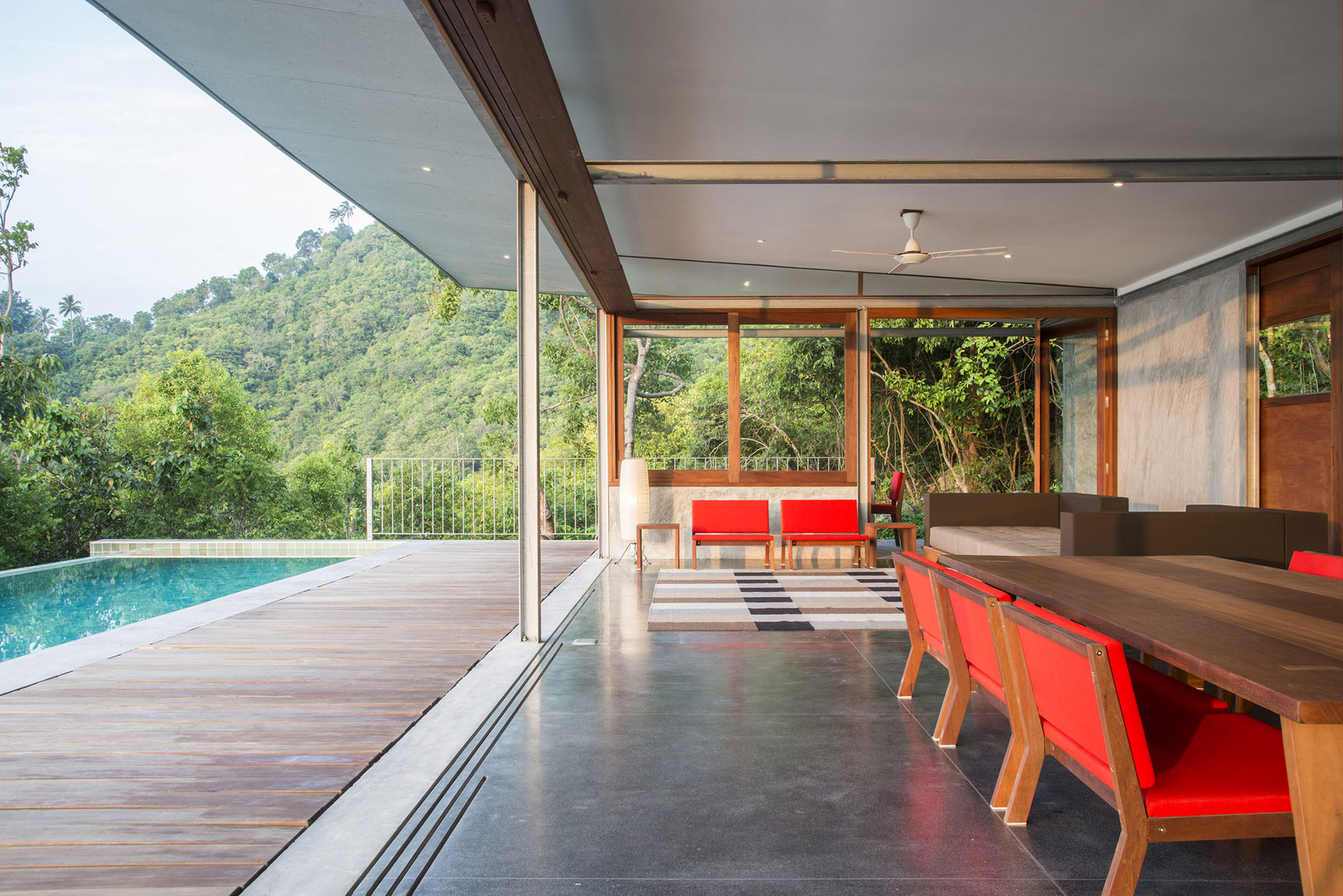 A Stunning House Built with Concrete, Wood, Steel and Glass Structure in Ko Samui, Thailand by Marc Gerritsen (9)