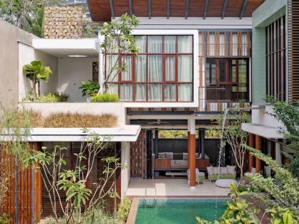 A Stunning House with a Perfect Mix of Traditional and Modern Touches in Jakarta, Indonesia by Atelier Cosmas Gozali (2)