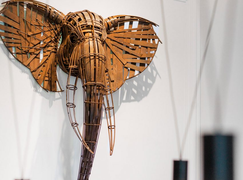 A Stunning Modern Apartment with a Mix of Rustic and Minimalist Elements in Madrid by Disak-Diseño de Interiores (7)