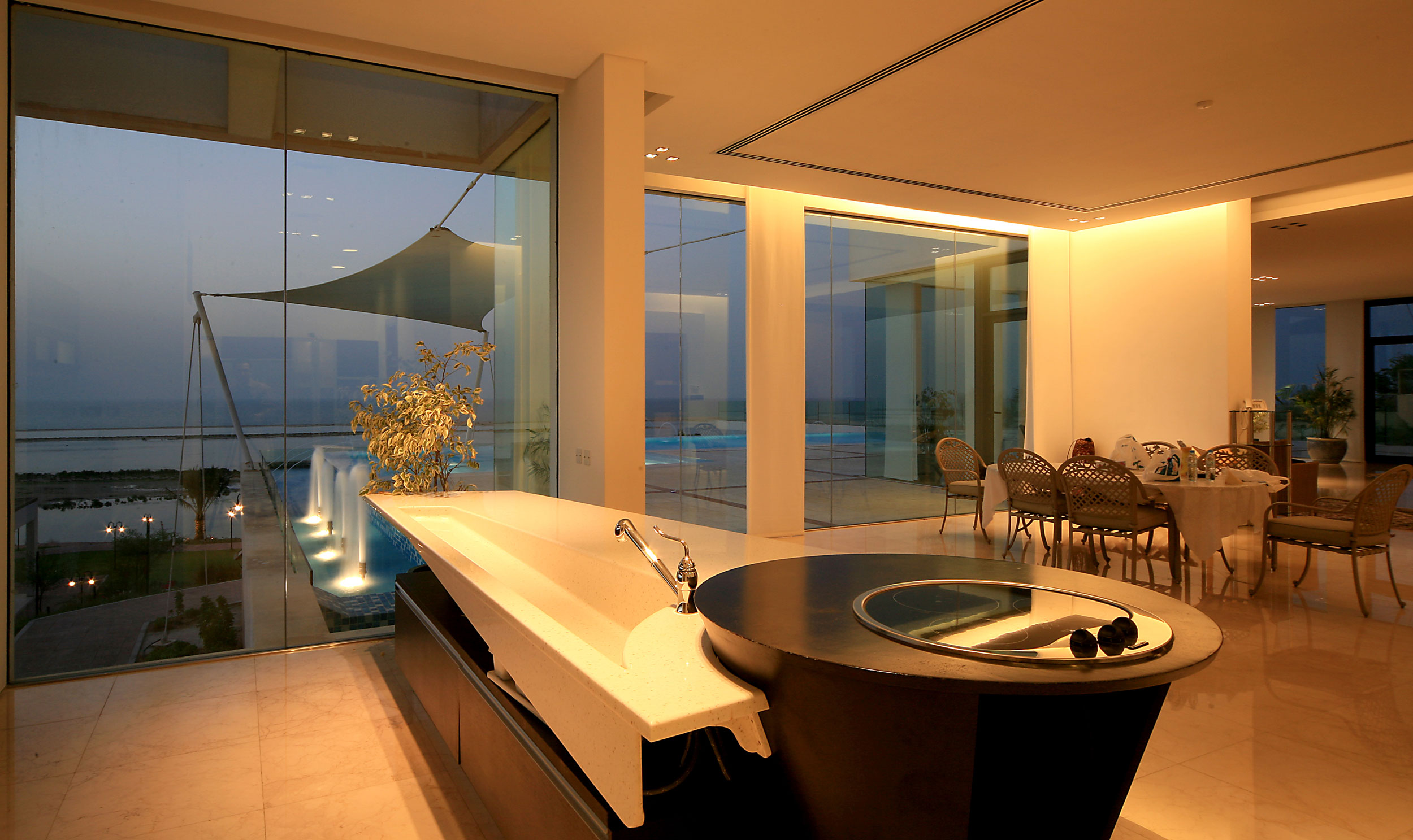 A Stunning Modern House With Courtyard Swimming Pool in Ras al Khaimah by NAGA Architects (10)