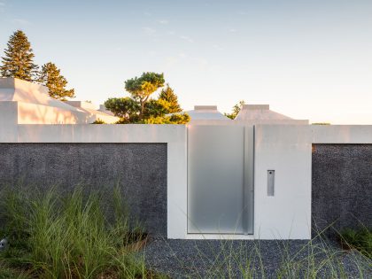 A Stunning Modern House with Four Courtyards in Zumikon, Switzerland by Think Architecture (6)