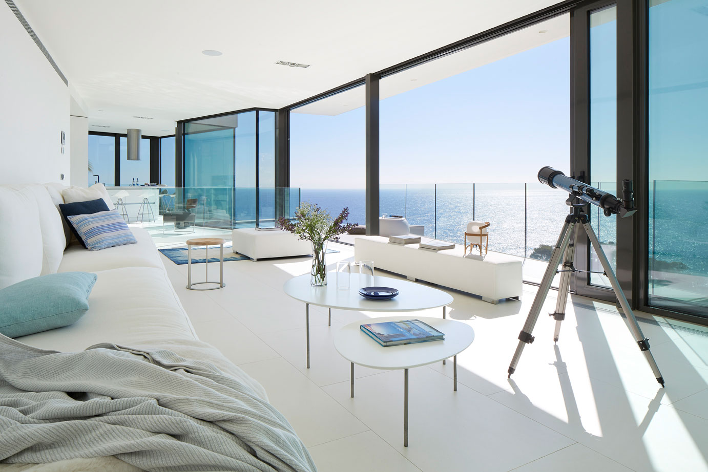 A Stunning Modern Isolated Home with Spectacular Views in Catalunya by Anna Podio Arquitectura (3)