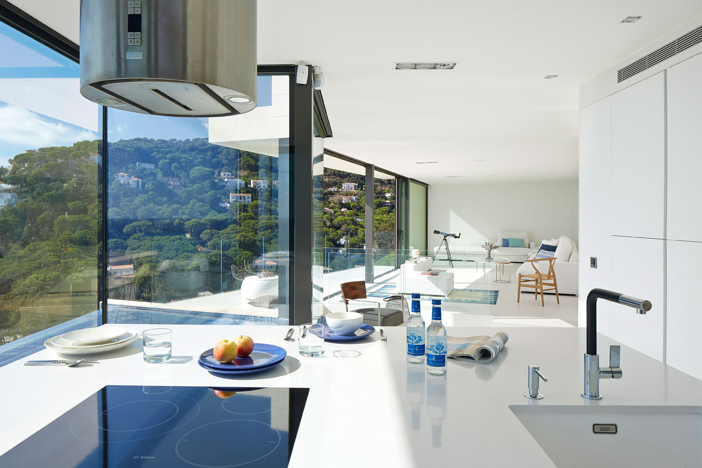 A Stunning Modern Isolated Home with Spectacular Views in Catalunya by Anna Podio Arquitectura (4)