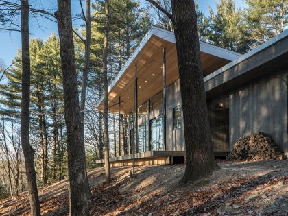 A Stunning Mountain Home Perched Atop a Hudson Valley in Kerhonkson, New York by Studio MM Architect (2)