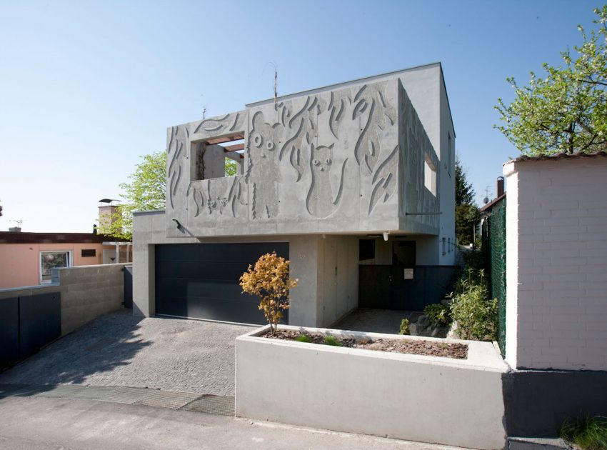 A Stunning Sculptural Concrete Villa in Bratislava, Slovakia by ARCHITEKTI ŠEBO LICHÝ (3)