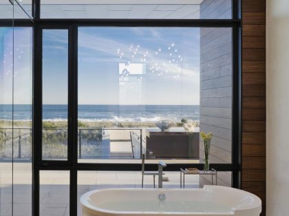 A Stunning Ultramodern Beach House Greeted by an Elegant Cantilevered Room in Southampton by Alexander Gorlin Architects (7)
