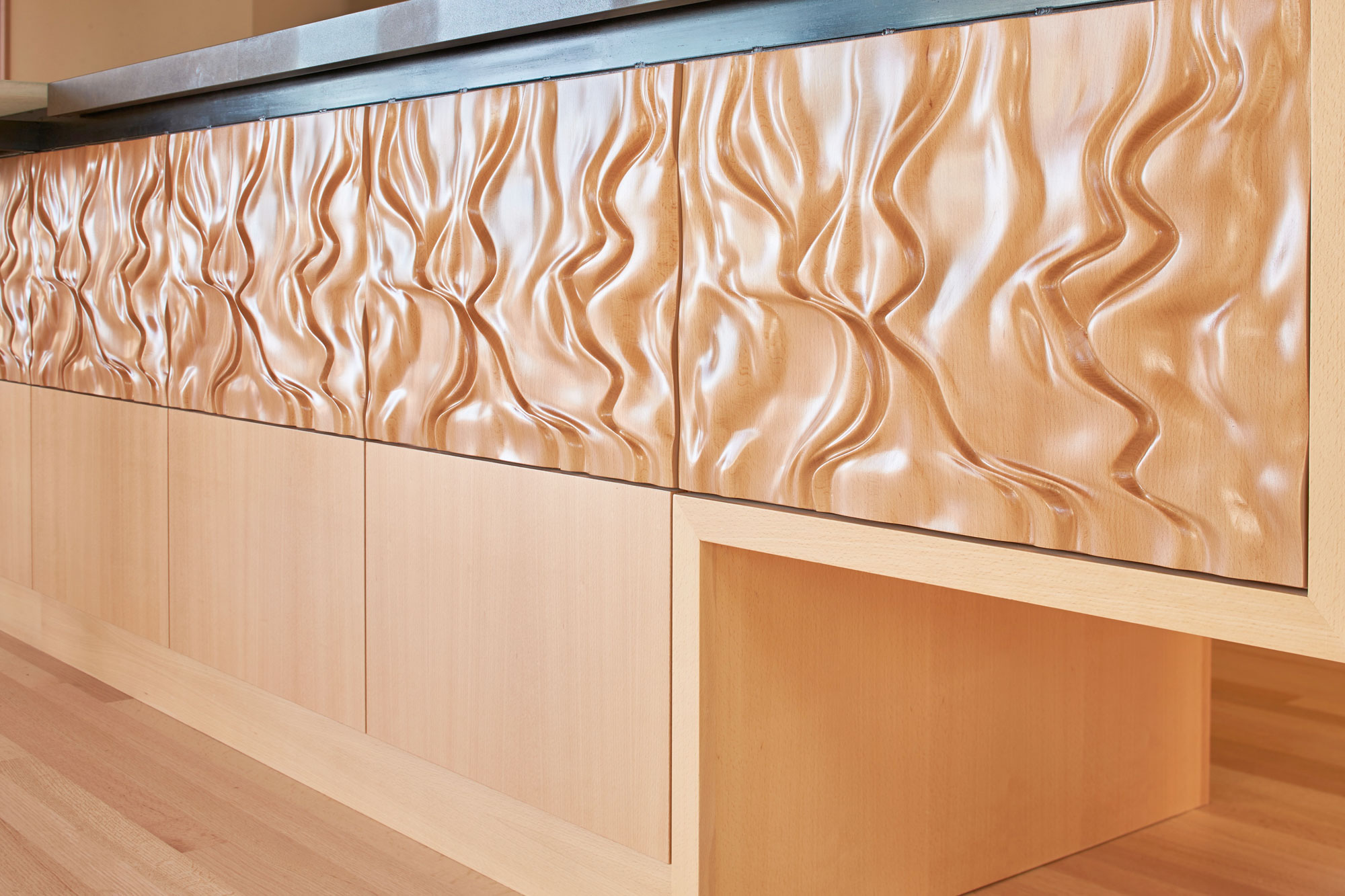 A Stunning Waterfront Home with a Dramatic Panorama of Water and Mountains in Seattle by FINNE Architects (12)