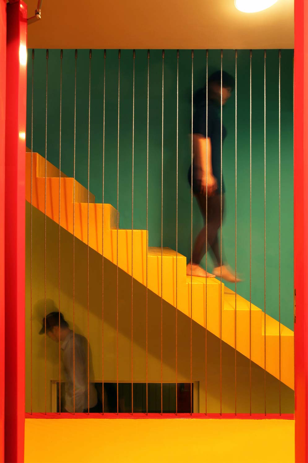 A Stunning White House with Beautiful Pops of Color in Seoul, South Korea by Design band YOAP (16)