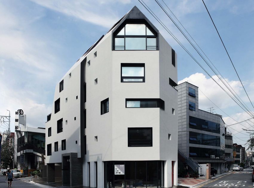 A Stunning White House with Beautiful Pops of Color in Seoul, South Korea by Design band YOAP (5)