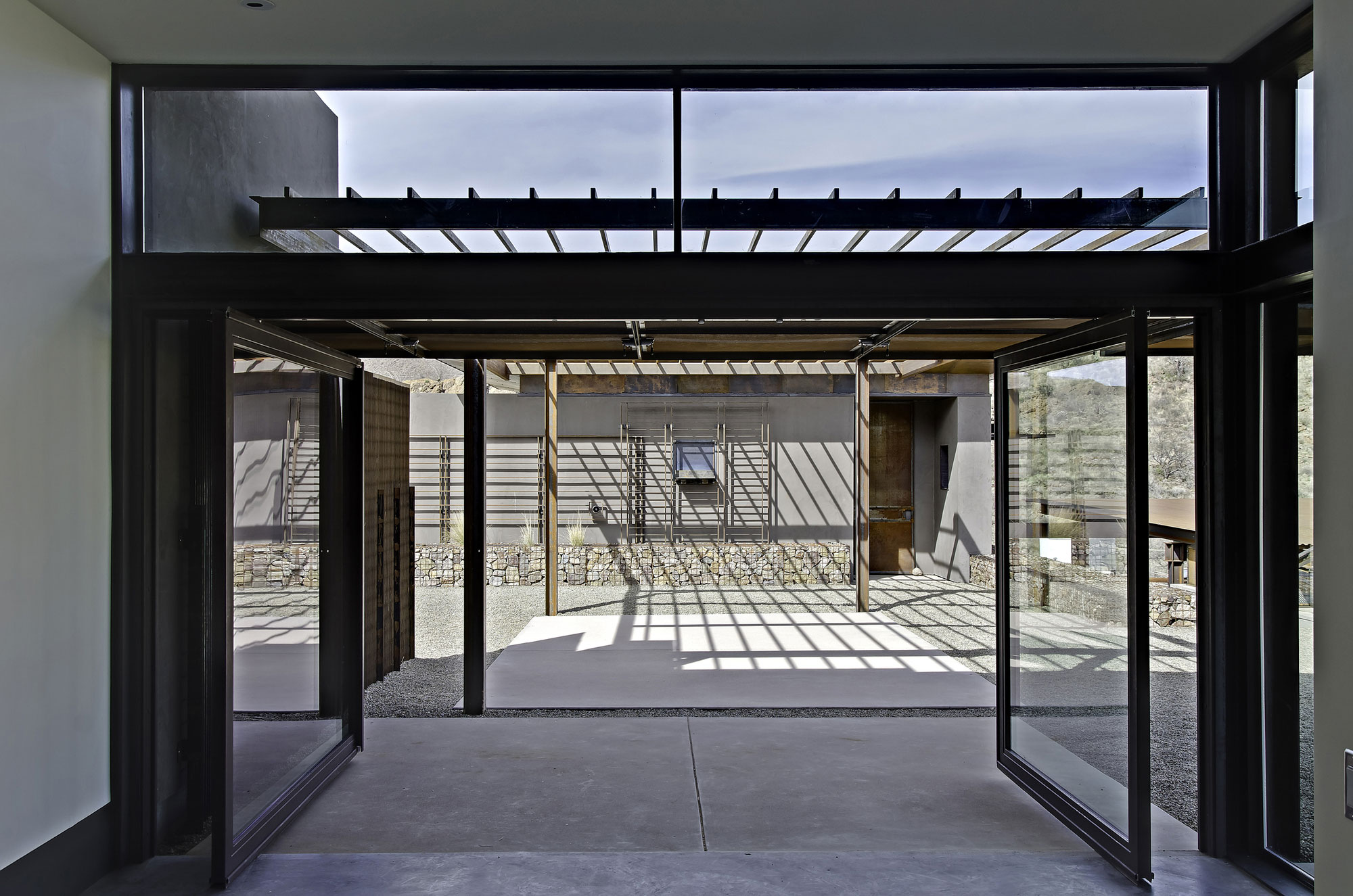 A Stunning and Beautiful Mountain House in the Rocky Terrain of Santa Cruz County by DesignBuild Collaborative (10)