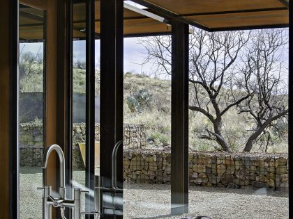 A Stunning and Beautiful Mountain House in the Rocky Terrain of Santa Cruz County by DesignBuild Collaborative (13)