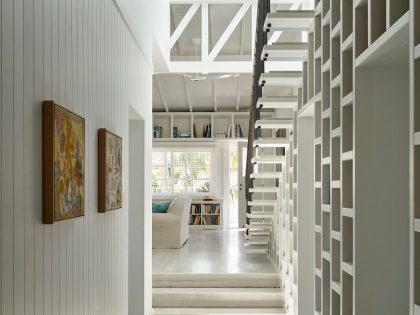 A Stunning and Luminous Beach House Inspired by a Ship on Stilts in Collaroy by Luigi Rosselli Architects (13)