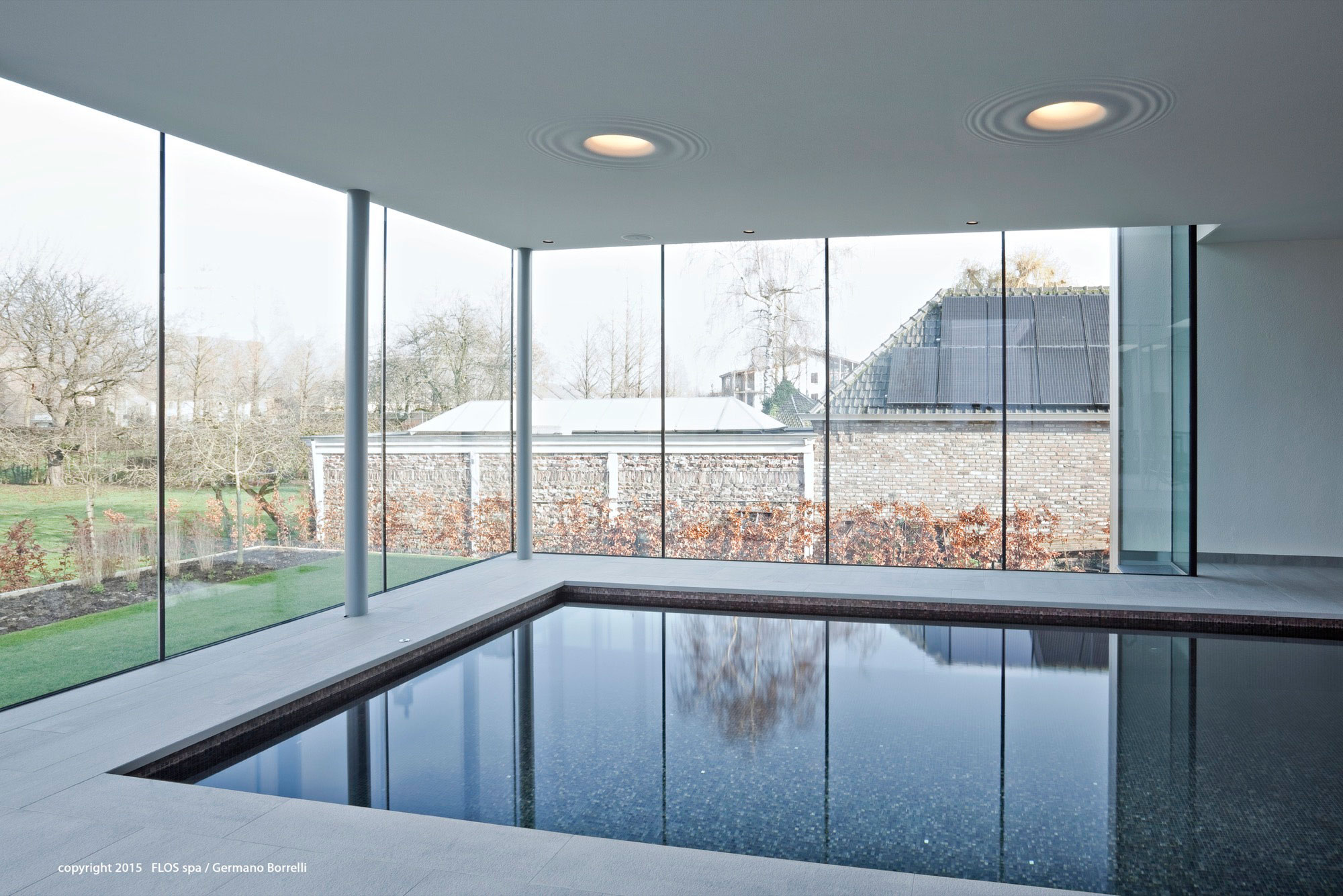 A Stunning and Luminous Contemporary Home on the Edge of a Pretty Man-Made River by LIAG architects (13)