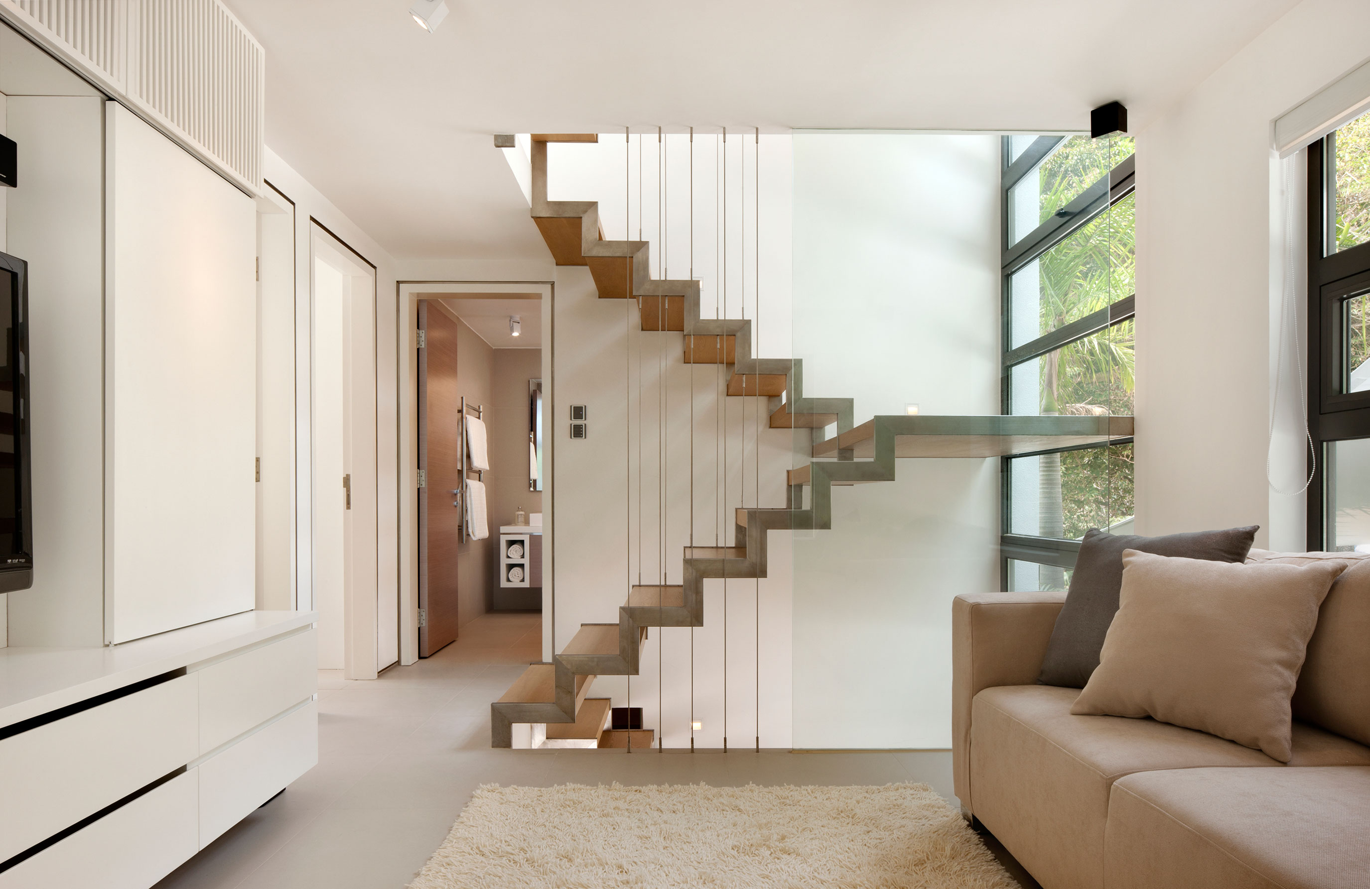 A Stunning and Outstanding Contemporary Home in Clearwater Bay, Hong Kong by Original Vision (13)
