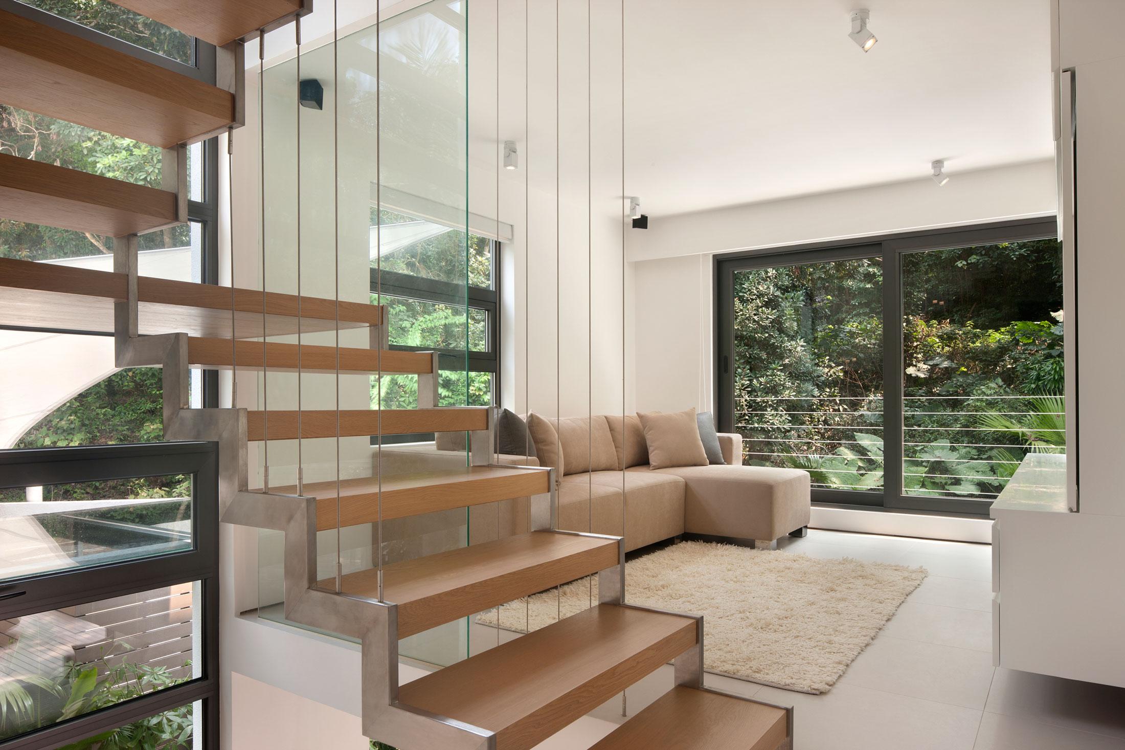 A Stunning and Outstanding Contemporary Home in Clearwater Bay, Hong Kong by Original Vision (14)