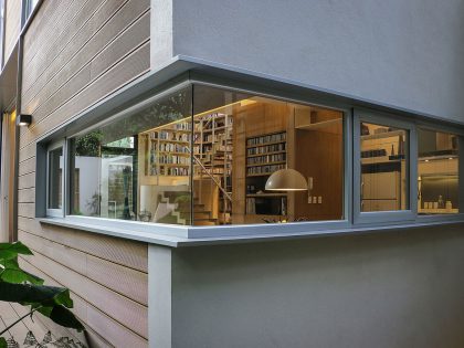 A Stunning Contemporary Home with a Large Bookshelf in Mexico City by Paul Cremoux Studio (12)