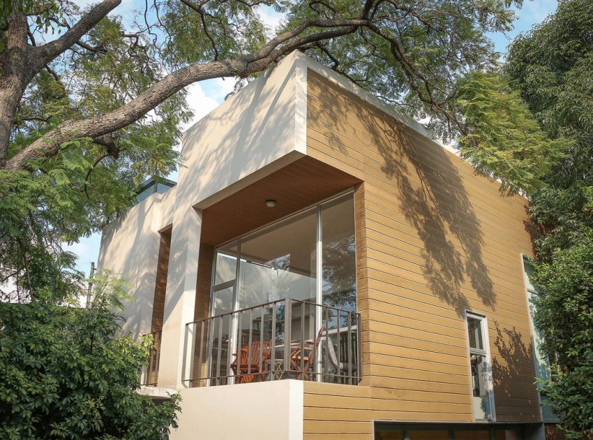 A Stunning Contemporary Home with a Large Bookshelf in Mexico City by Paul Cremoux Studio (3)